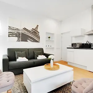 Apartment Charming And Calm - 4p -beaubourg Quarter, Paris
