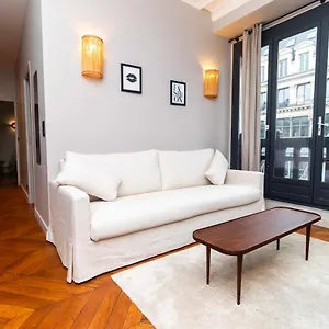 Apartment Center Of By Prestige, Paris