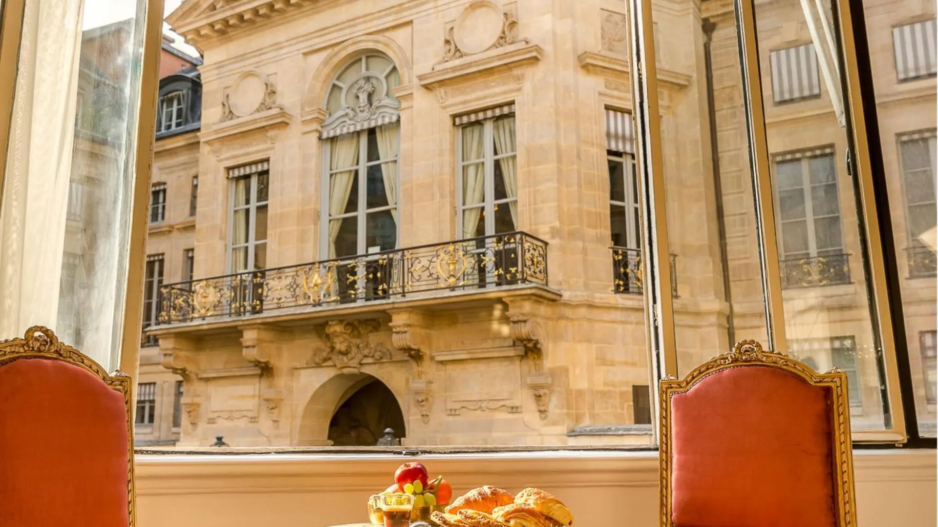 Apartment Merveil Signature - Valois - Louvre View Paris
