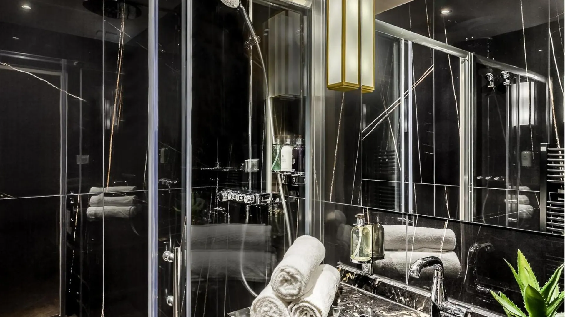 Apartment Merveil Signature - Valois - Louvre View Paris France